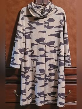 Tyler Böe Camo Dress S